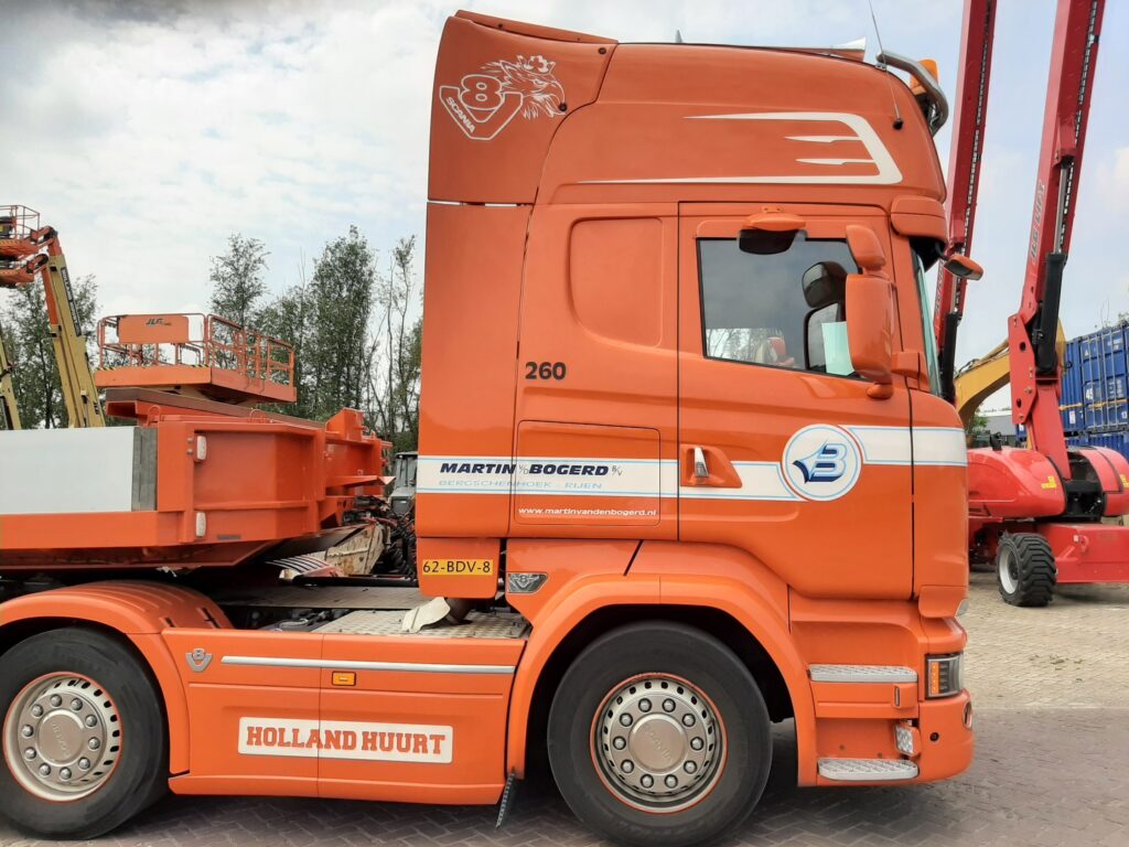 Truck van de Bogerd